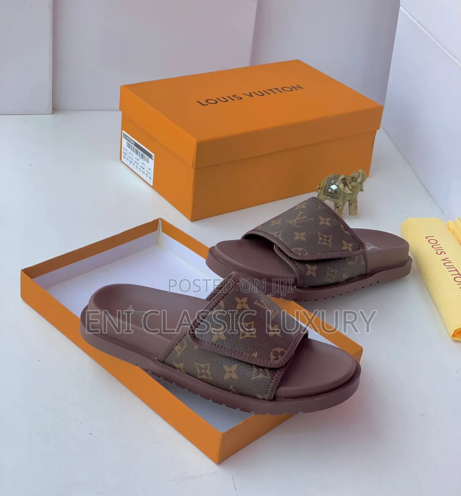 Louis Vuitton High Quality Slippers Available In Store ๐ฌ