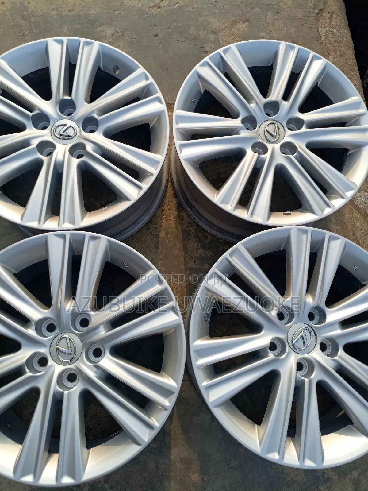 17" Rim Es330
