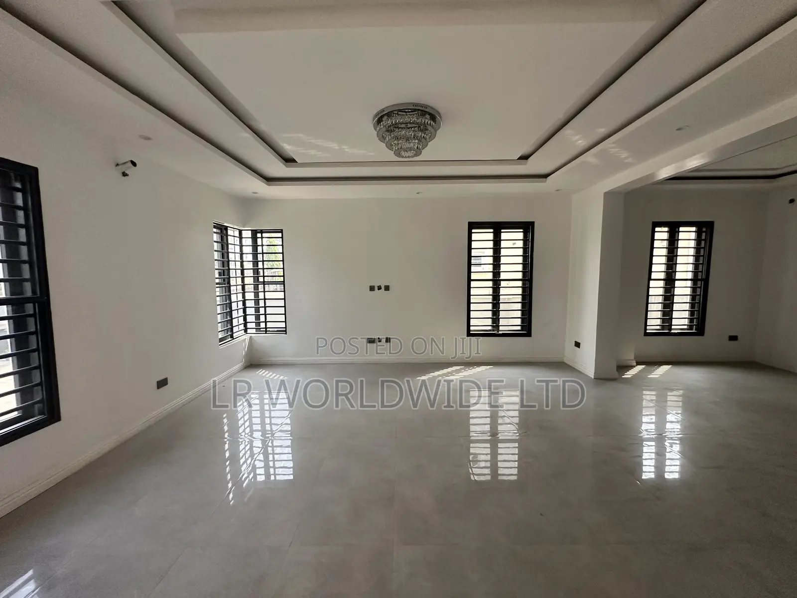 4bdrm Duplex in Lugbe District for sale
