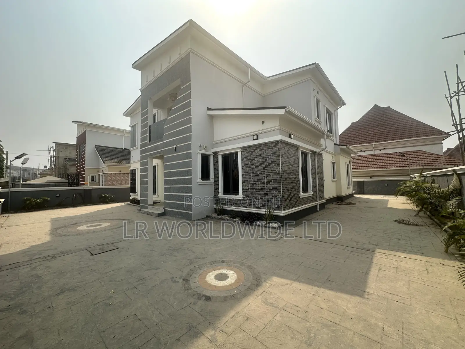 4bdrm Duplex in Lugbe District for sale