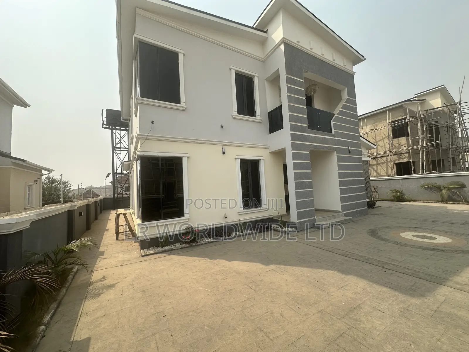 4bdrm Duplex in Lugbe District for sale
