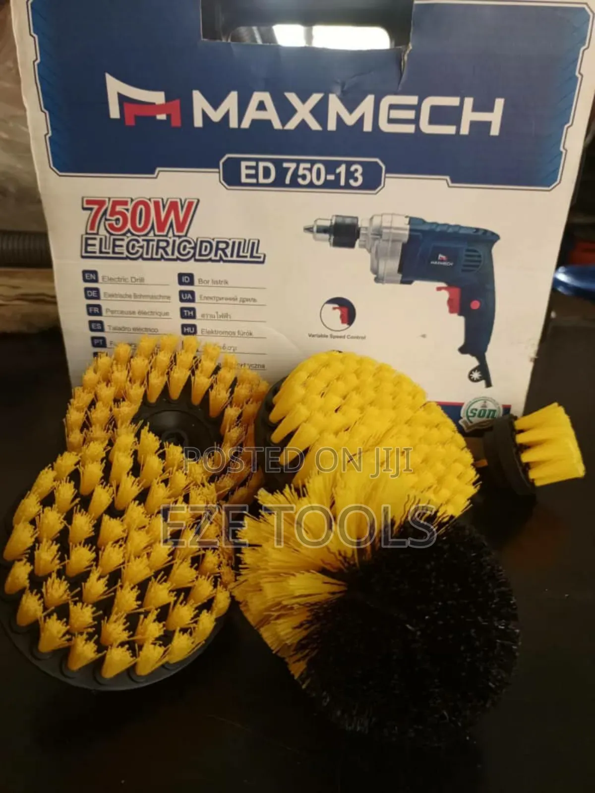 Drilling Machine With Set of Brush