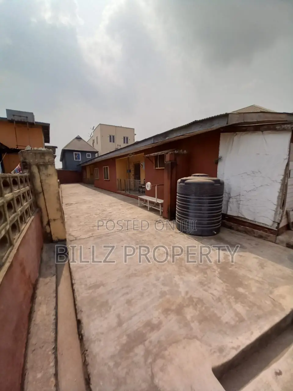 8bdrm Room & Parlour in Omole Phase 2, Ojodu for rent