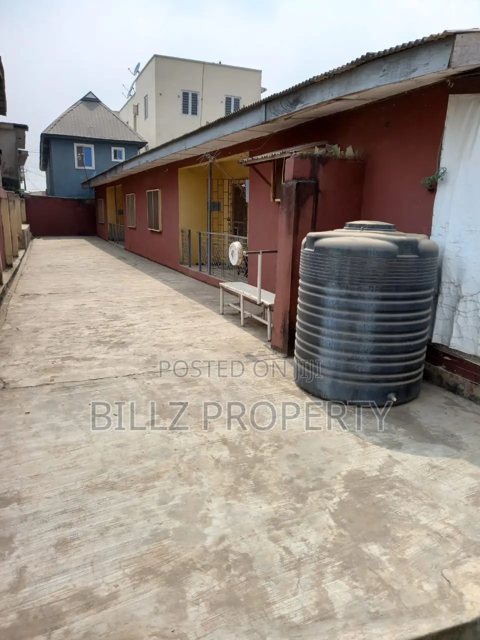 8bdrm Room & Parlour in Omole Phase 2, Ojodu for rent