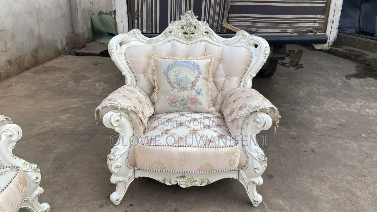 High Quality Luxury Royal Imported Sofa Chair
