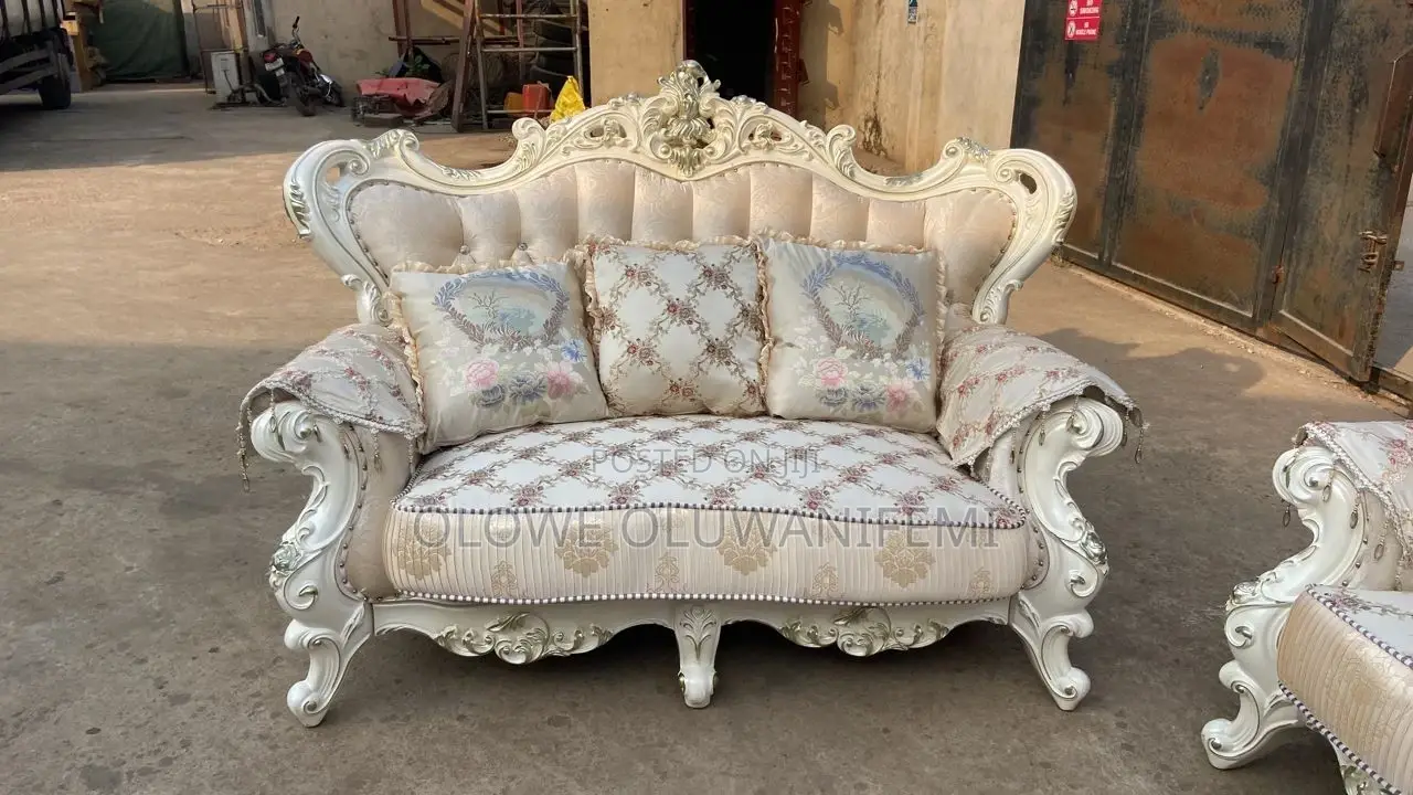 High Quality Luxury Royal Imported Sofa Chair