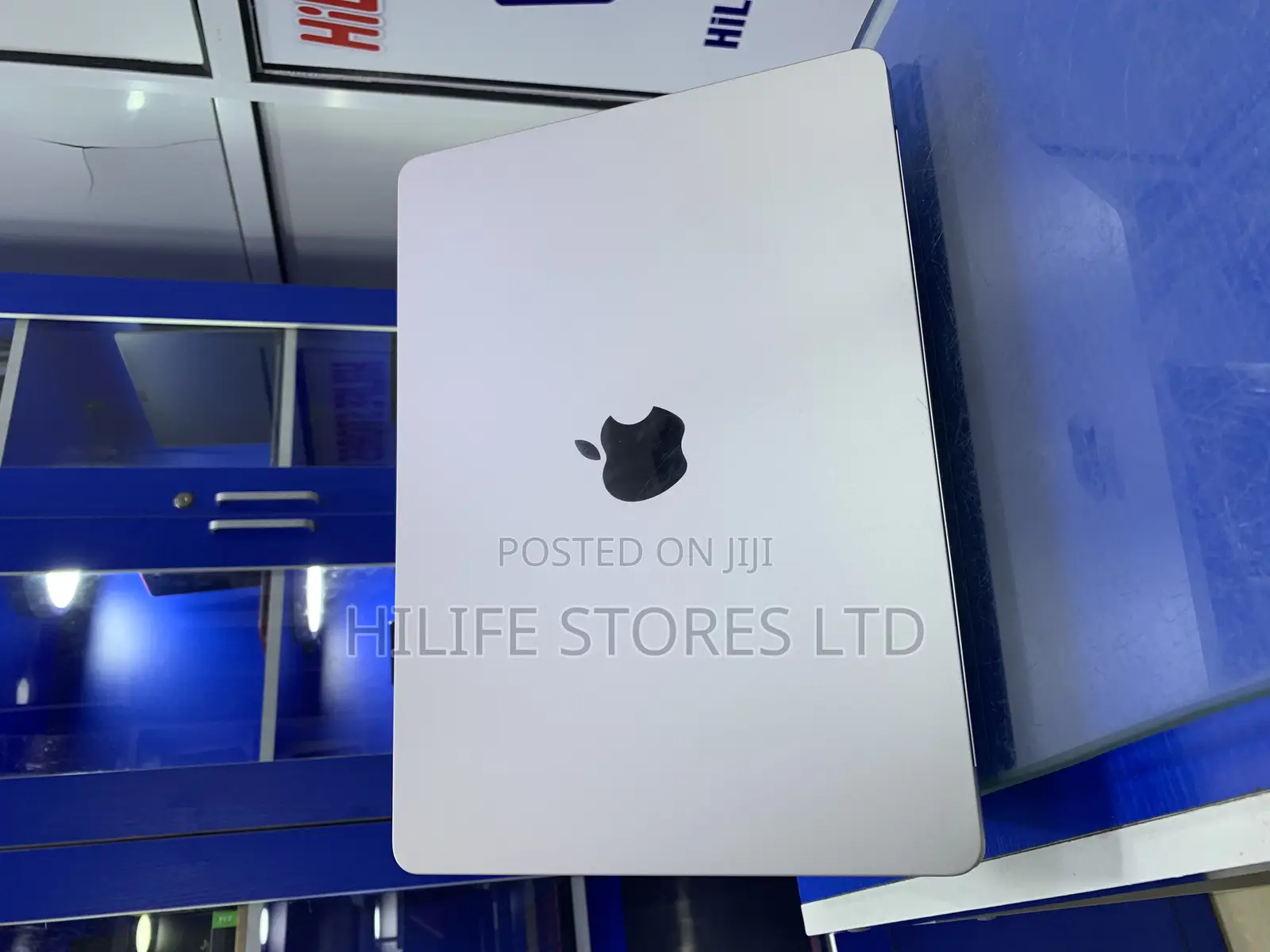 Laptop Apple MacBook Air 2024 M3 13-inch 8GB Apple M3 SSD 256GB