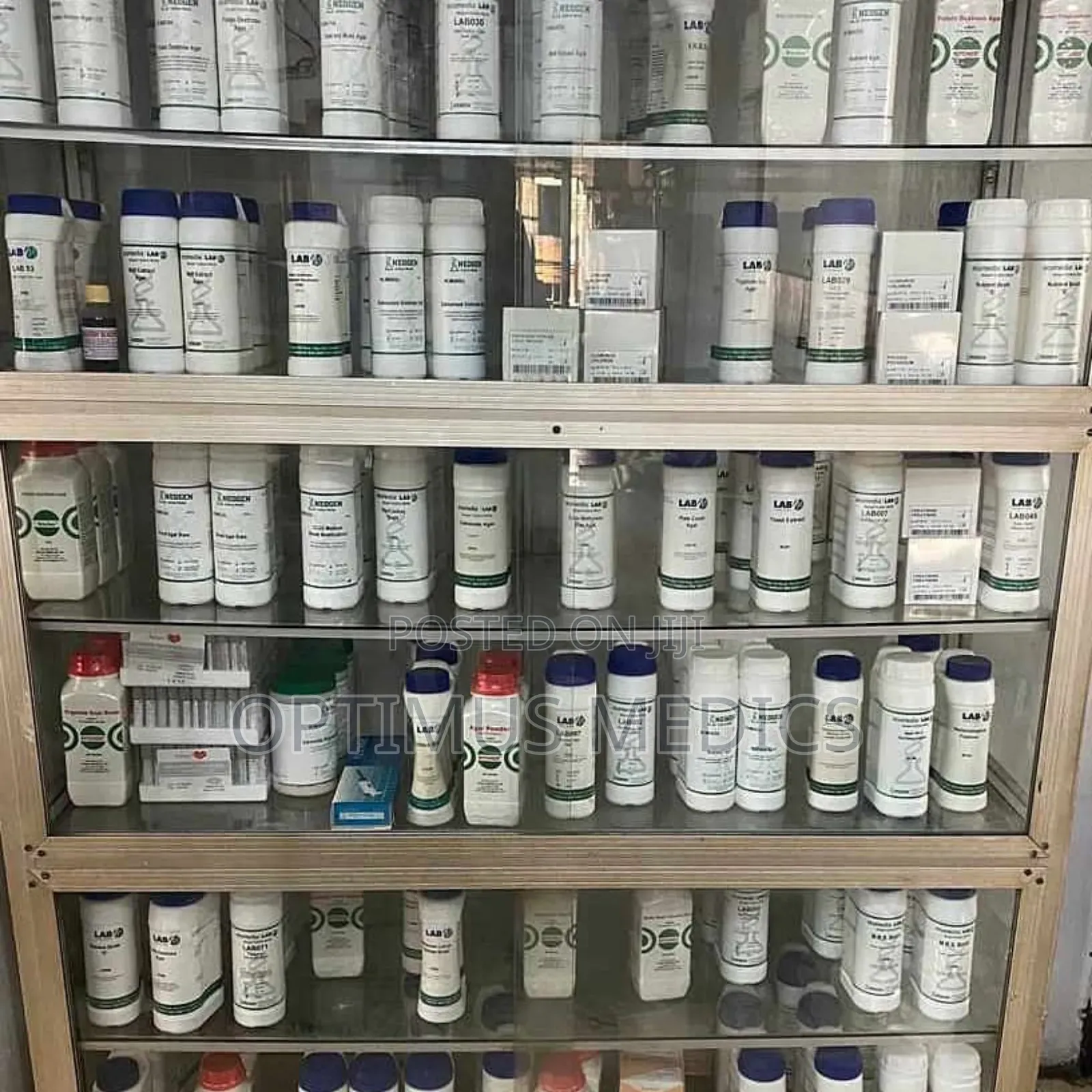 Lab M Agars
