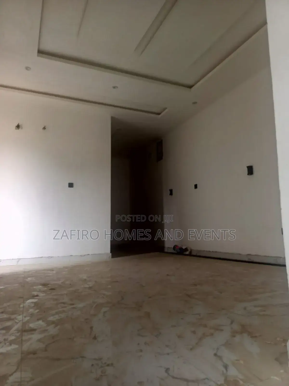 4bdrm Duplex in Carlton Gate Estate, for sale