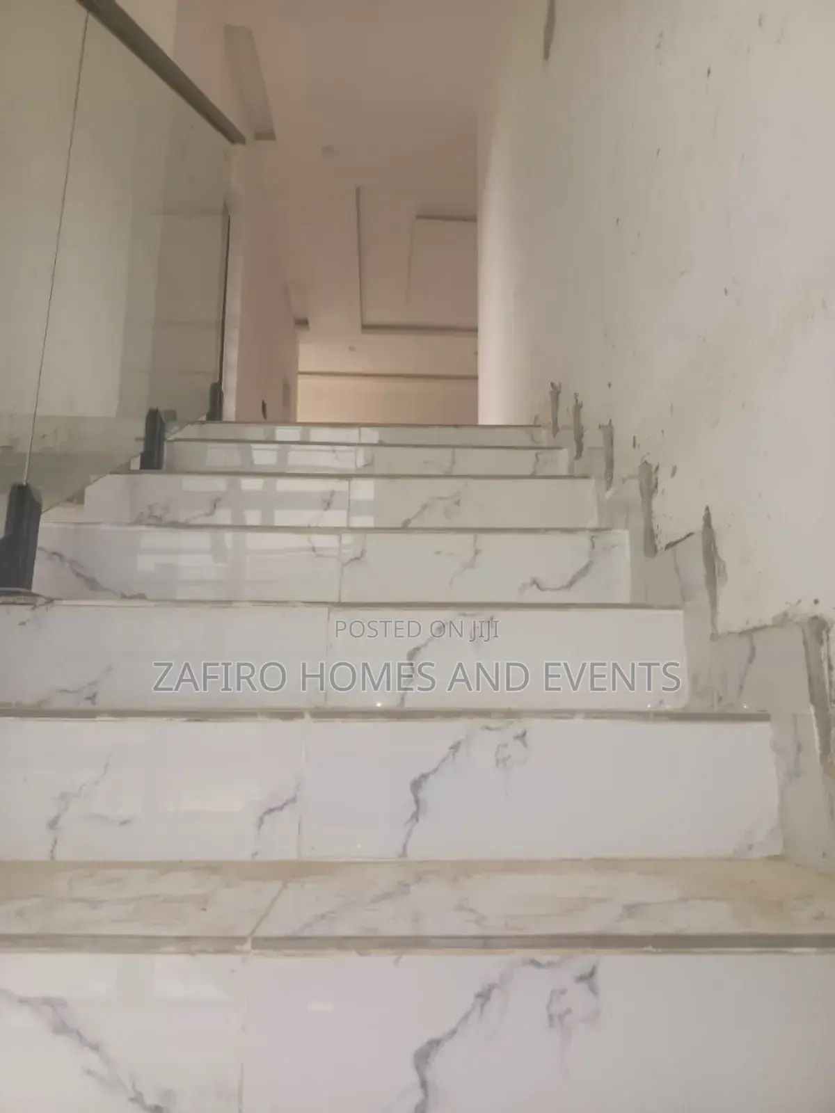 4bdrm Duplex in Carlton Gate Estate, for sale