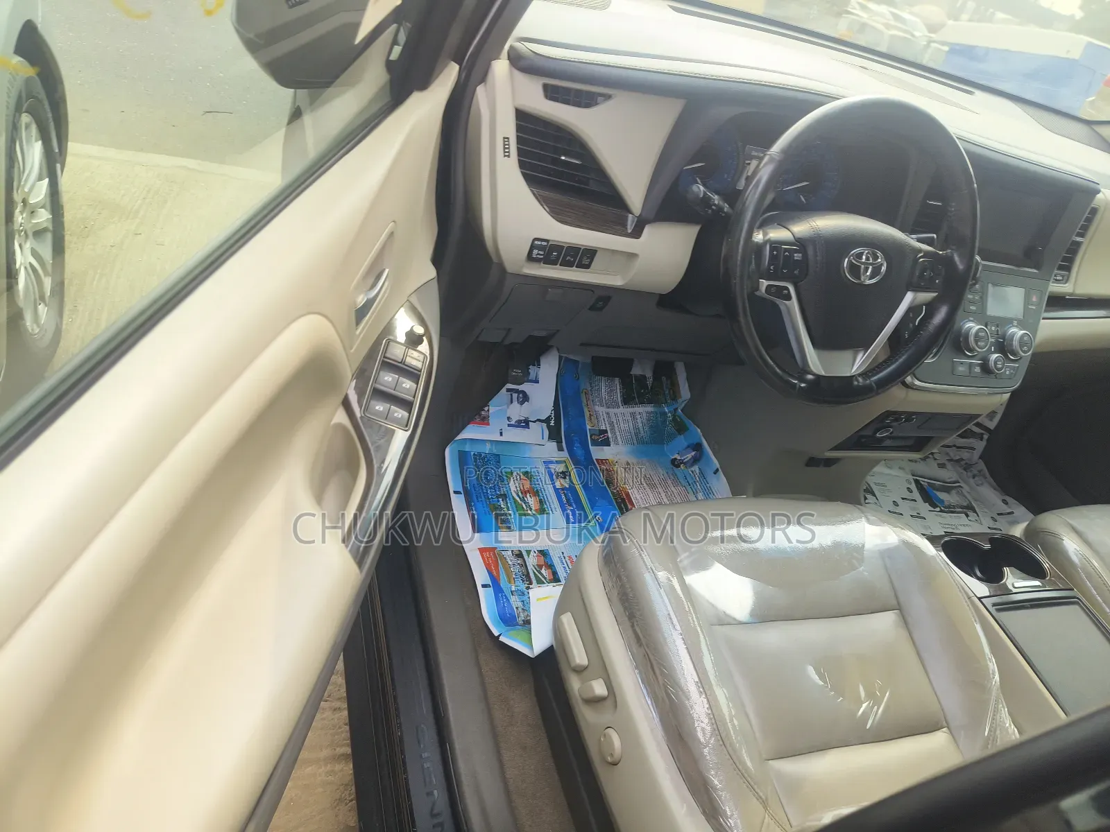 Toyota Sienna 2016 Black