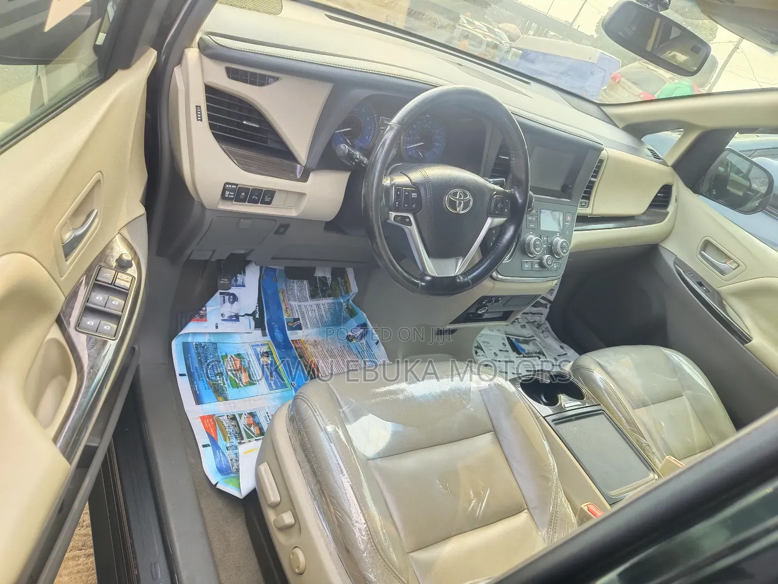 Toyota Sienna 2016 Black