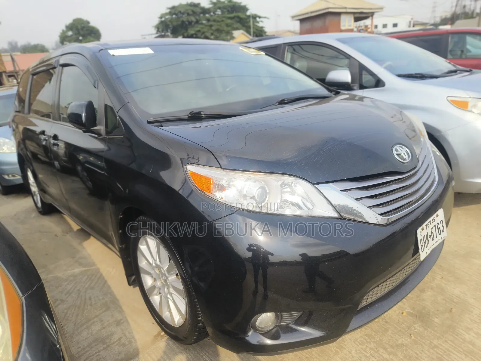 Toyota Sienna 2016 Black