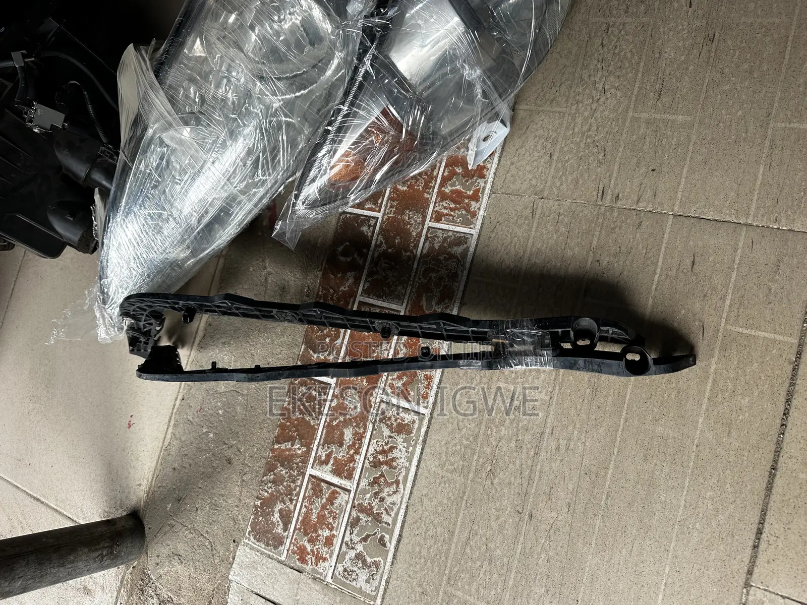 2 Pieces Back Bumper Clip Es350 2008-2011