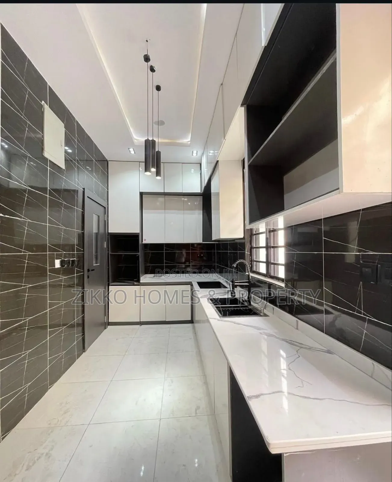 4bdrm Duplex in Ikota Gra, Lekki for sale
