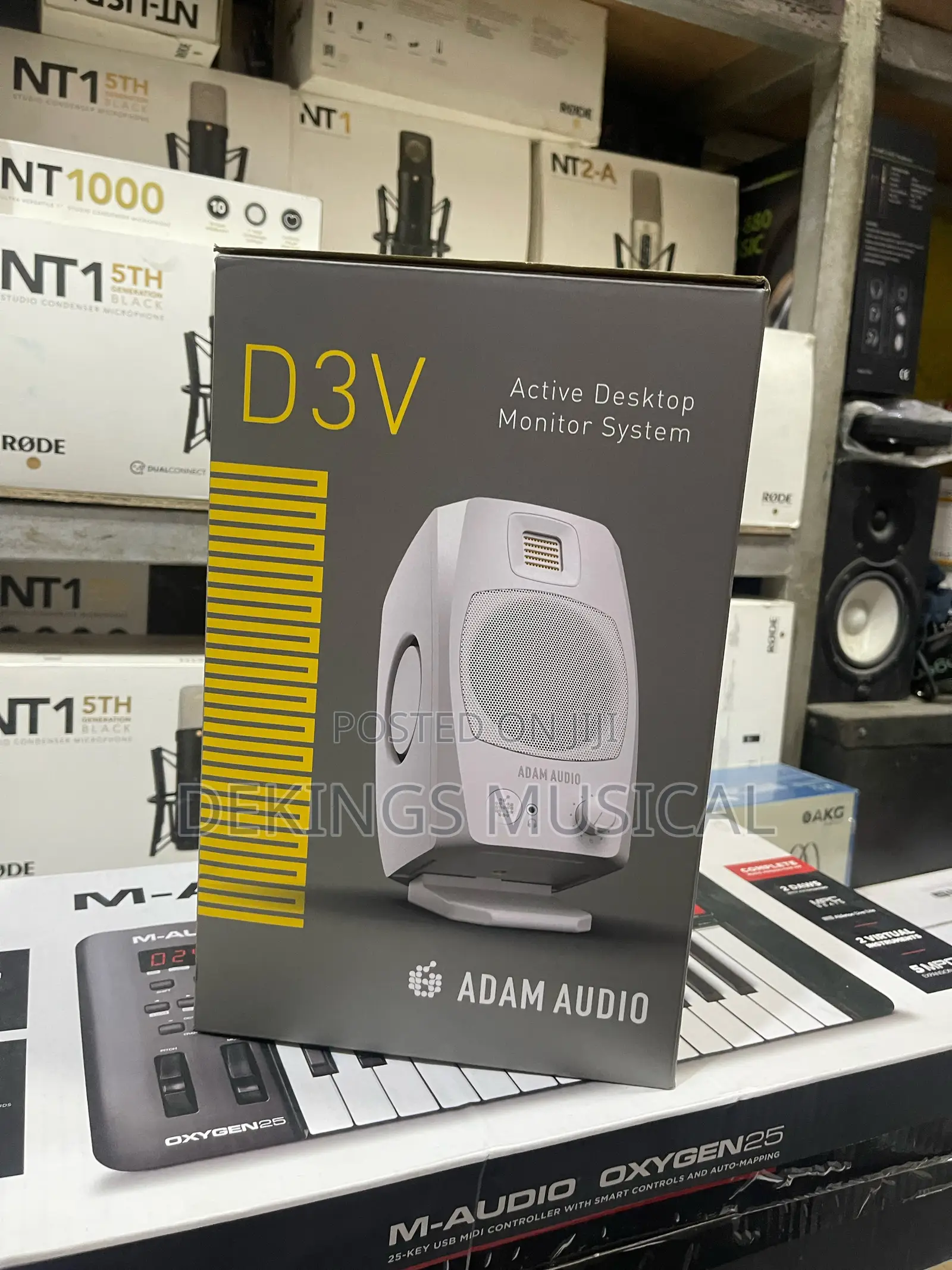 ADAM Audio D3V Active Monitorusb-C