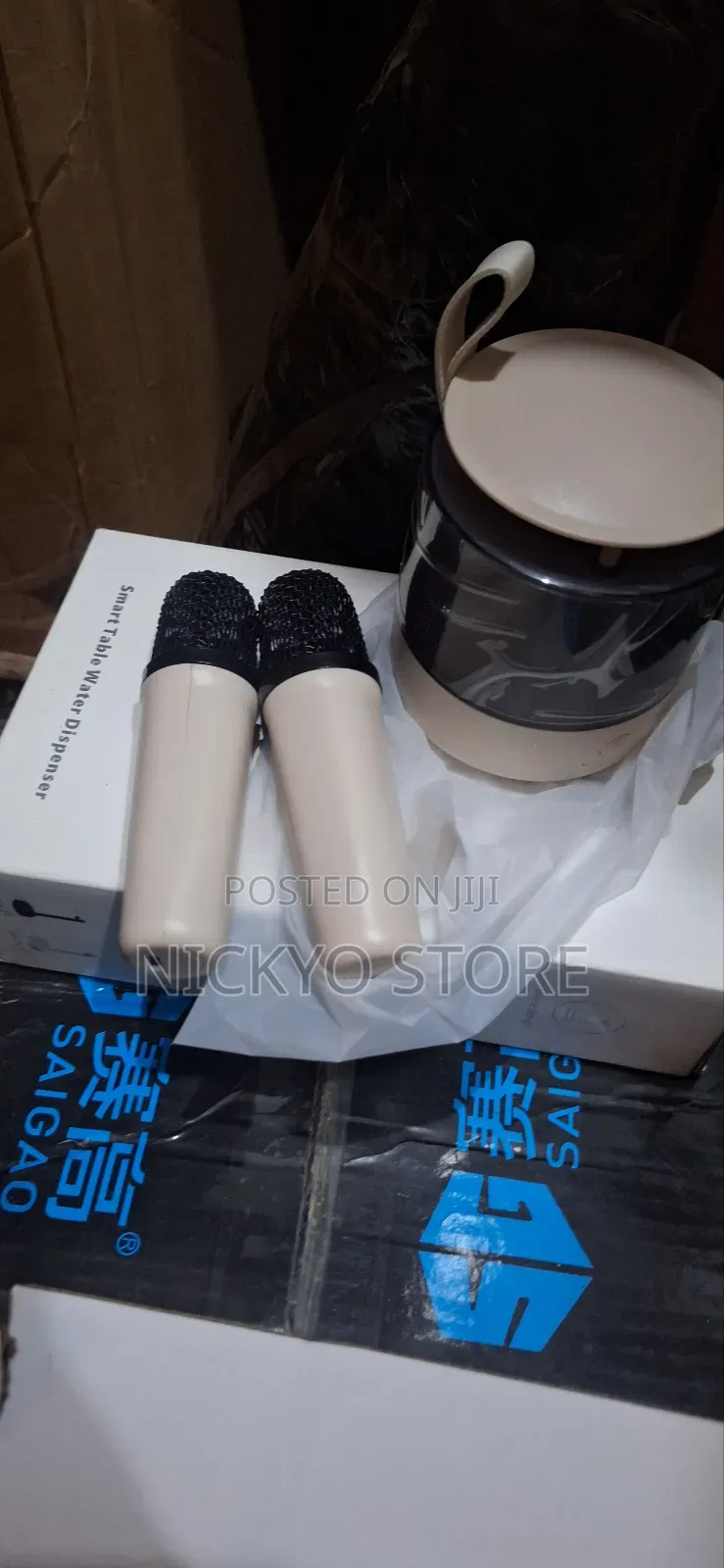 Karaoke Bluetooth Speaker With Double Microphones