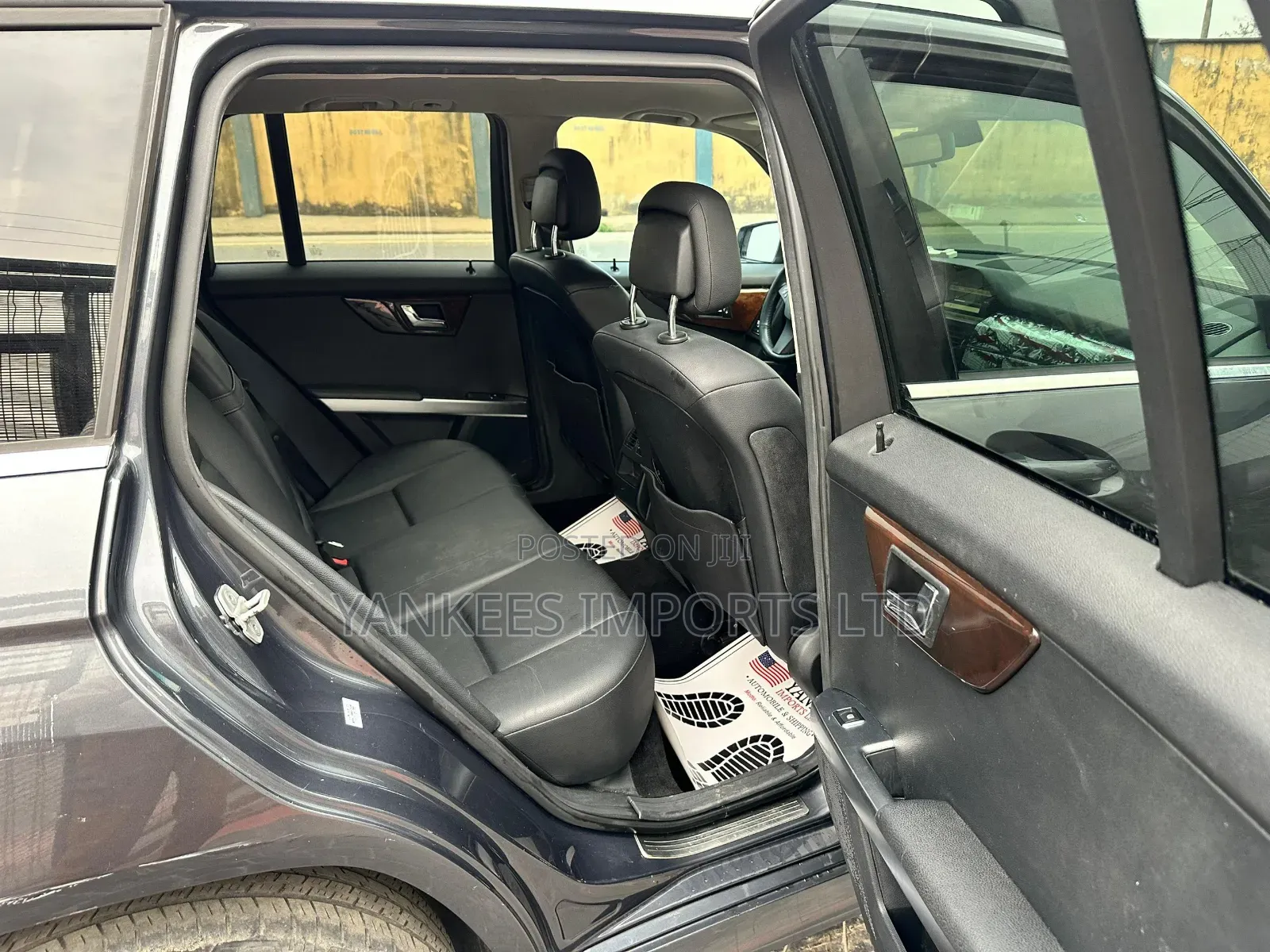 Mercedes-Benz GLK-Class 350 2011 Gray