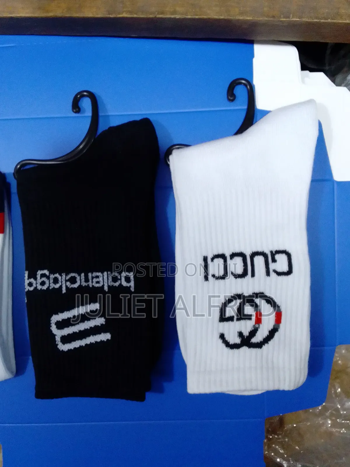 Single Luxury Socks Available in Different Designs