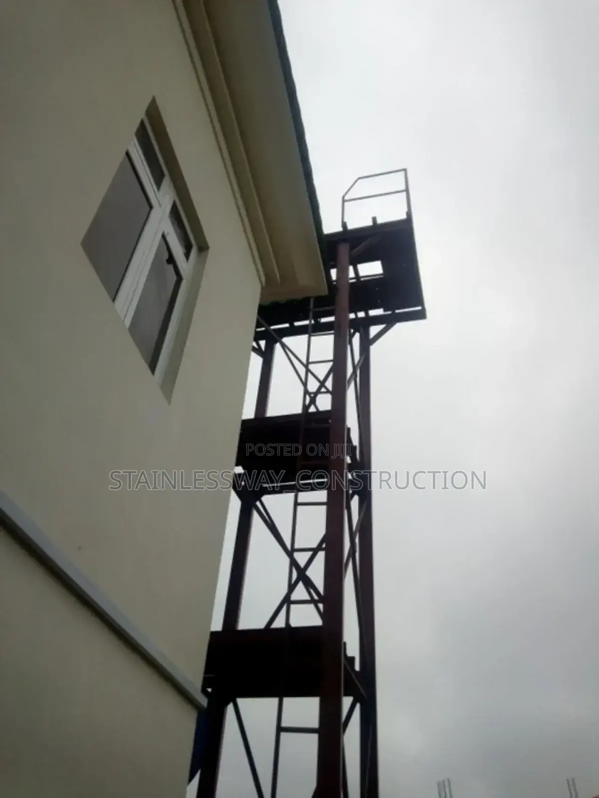 3 Tank Stand