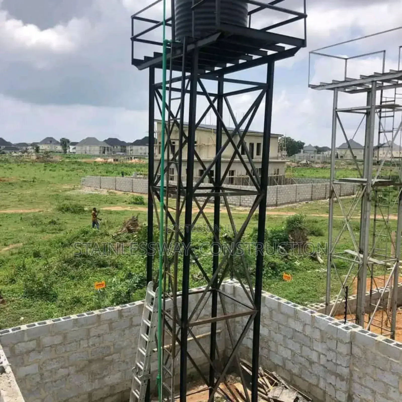 H Channel Hydrostand