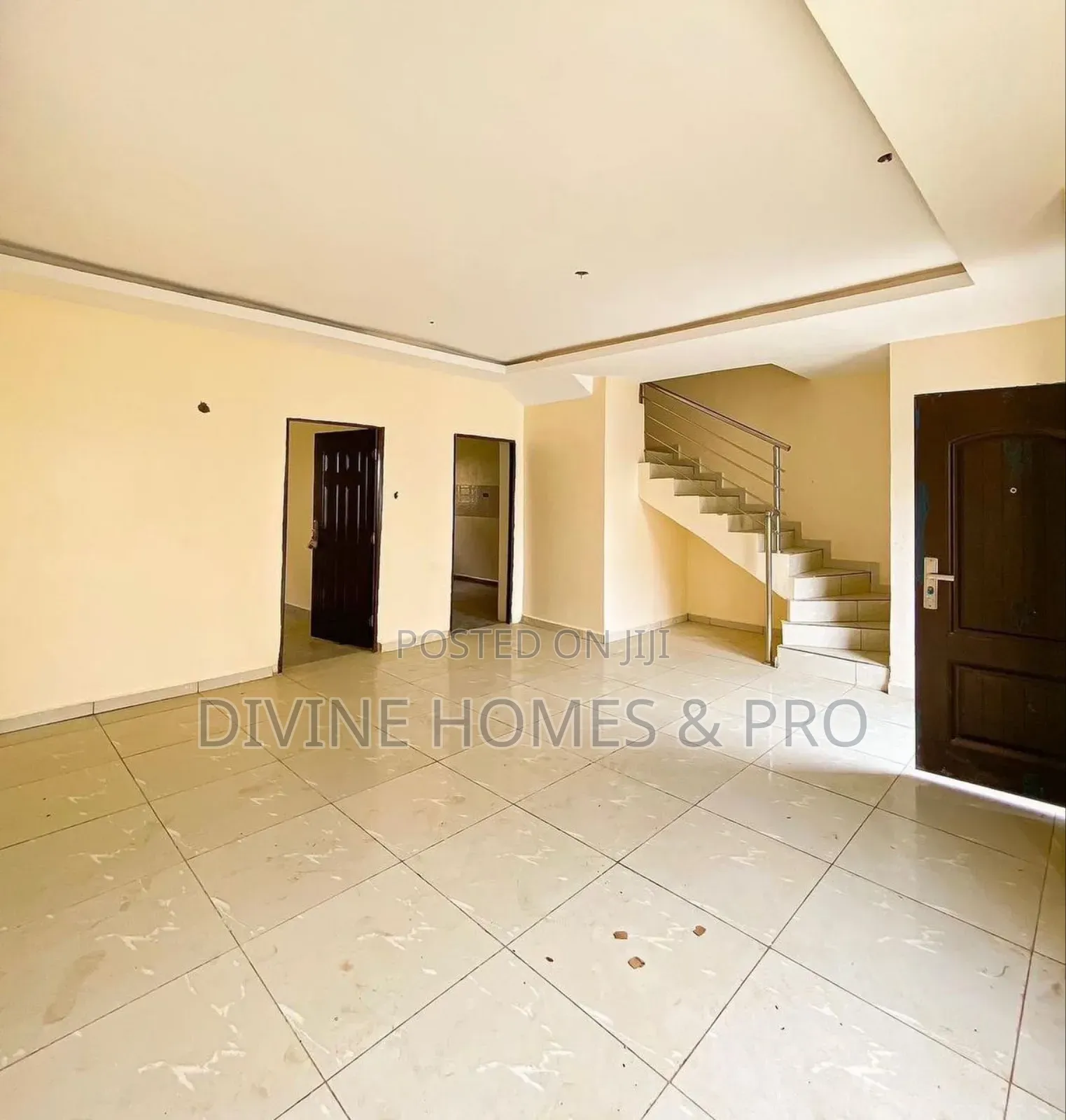 4bdrm Duplex in Life Camp for sale