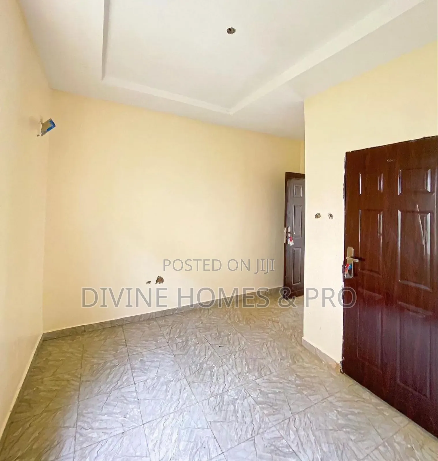 4bdrm Duplex in Life Camp for sale