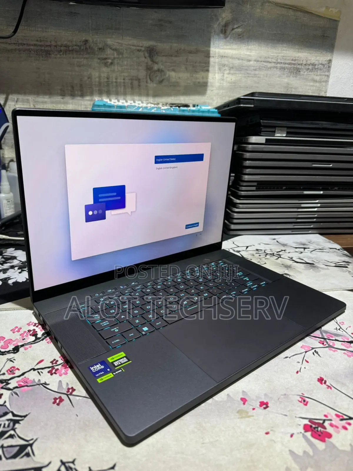 Laptop Asus ROG Zephyrus G16 16GB Intel Core Ultra 9 SSD 1T