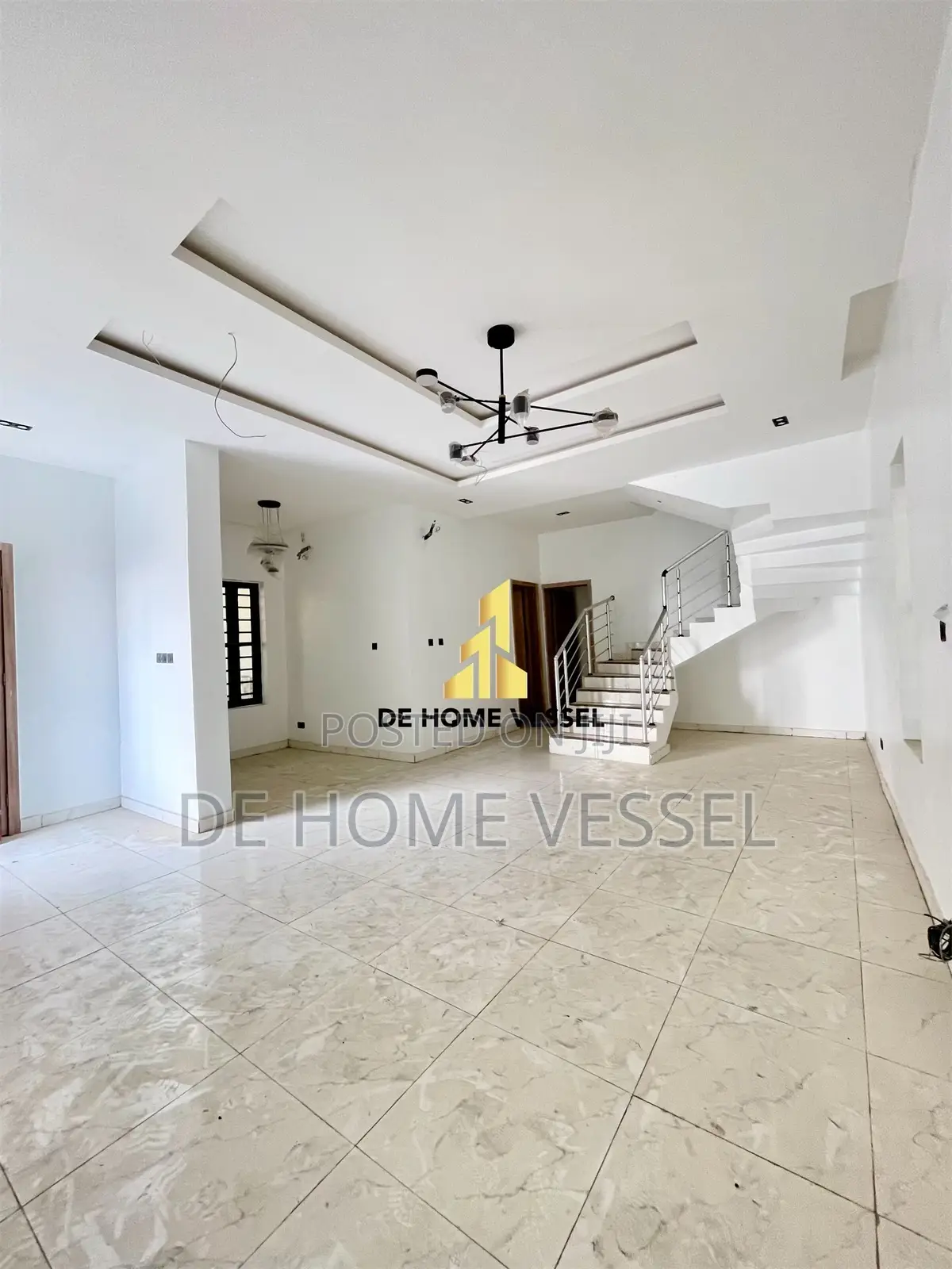 5bdrm Duplex in Lekki for sale