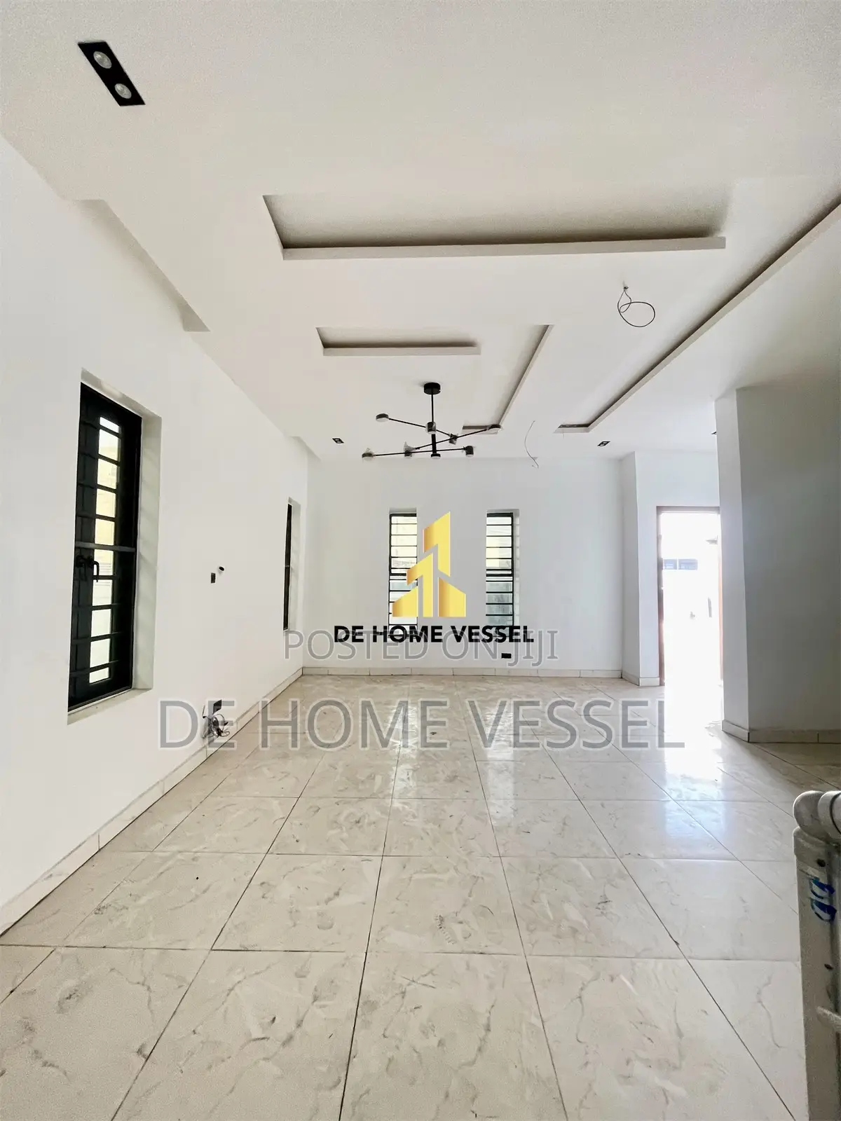 5bdrm Duplex in Lekki for sale