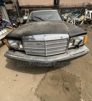 Mercedes-Benz 350D 2015 Black