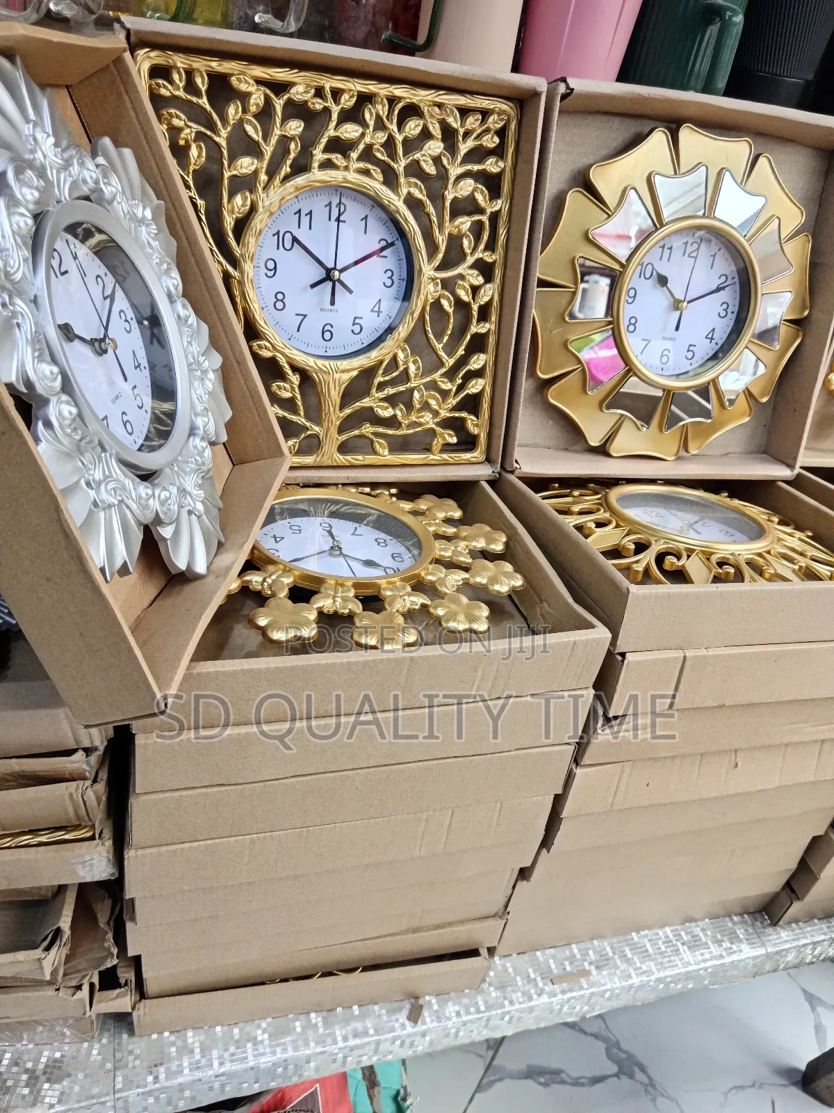 Wall Clocks for Wedding Gift and Souvenirs