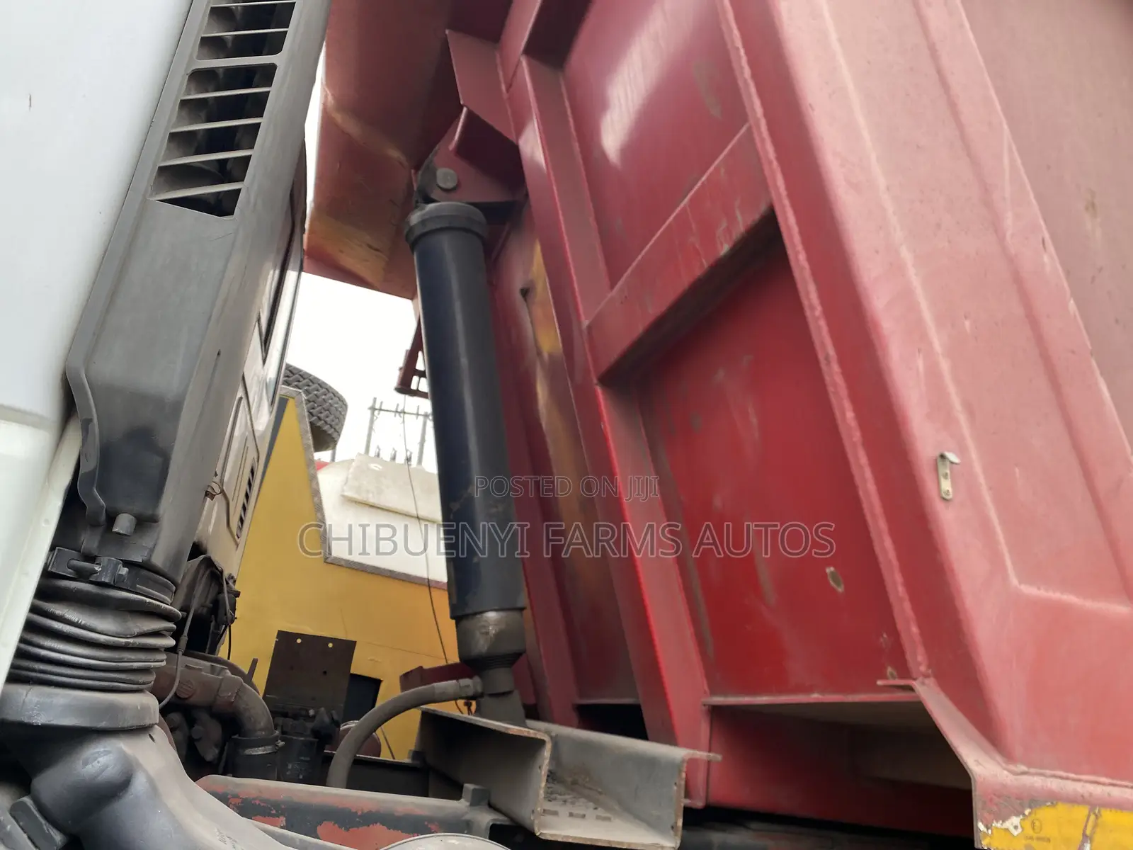 Iveco Trakker Tipper 12tyres