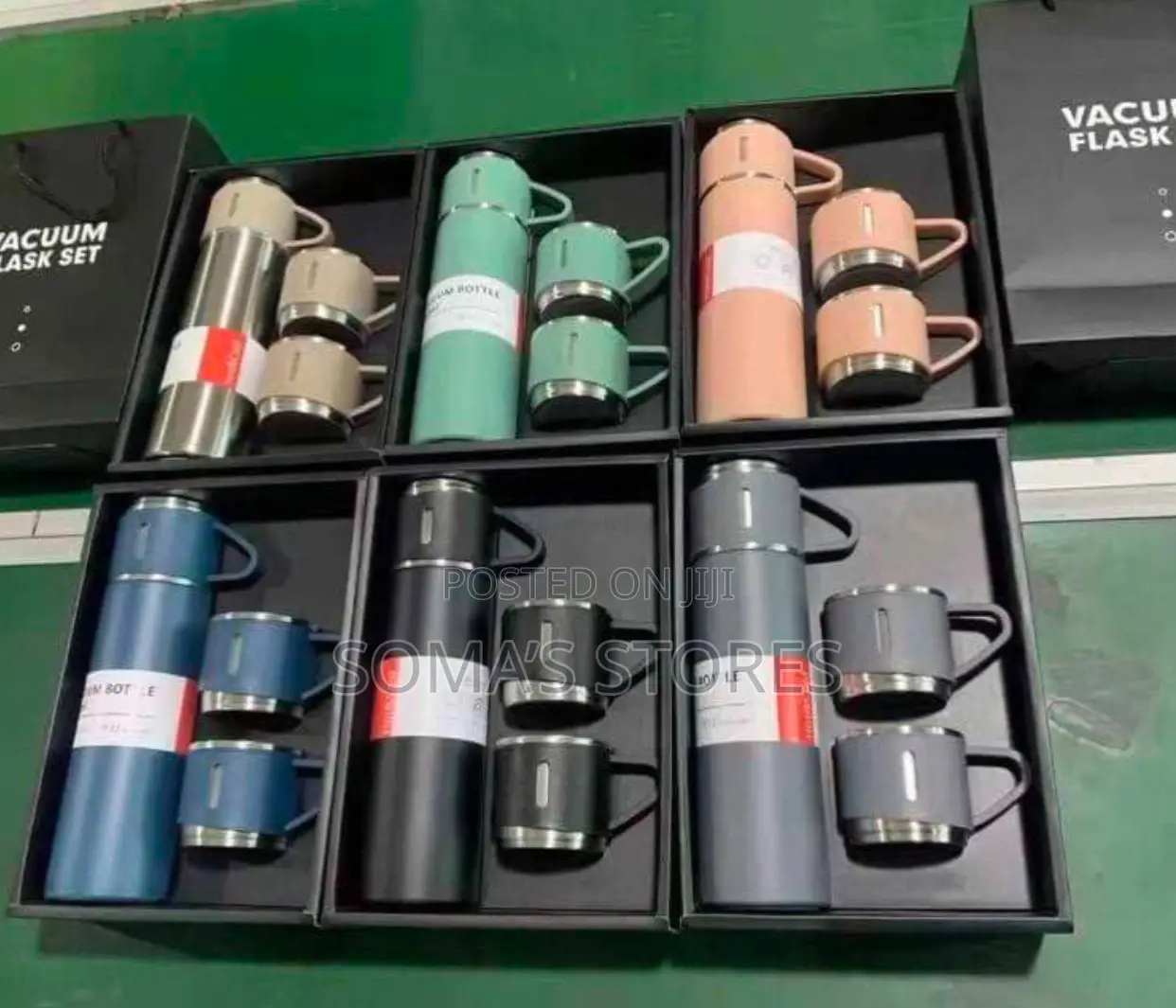 Vaccum Flask Gift Set With Two Cups