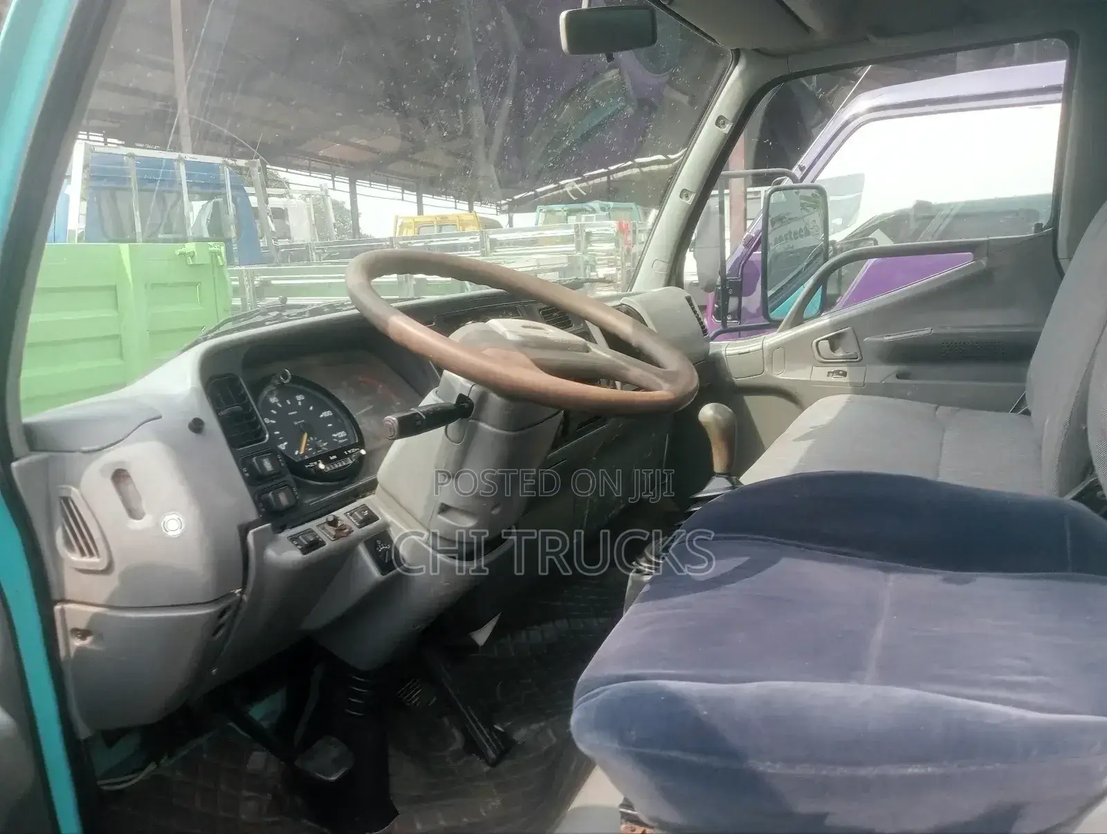 Mitsubishi Canter Pickup Truck 2002 Blue