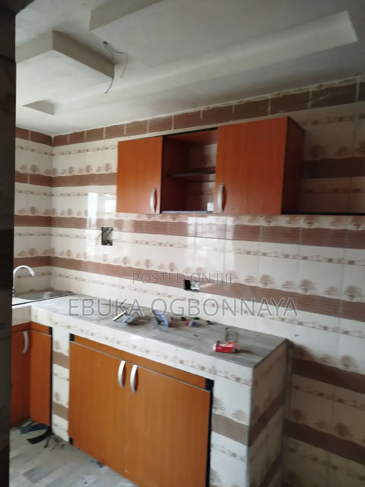 2bdrm Block of Flats in Sars Road, Obio-Akpor for rent