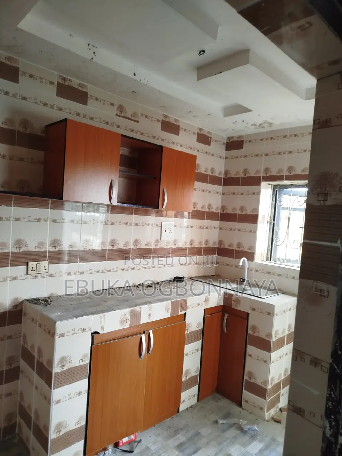2bdrm Block of Flats in Sars Road, Obio-Akpor for rent