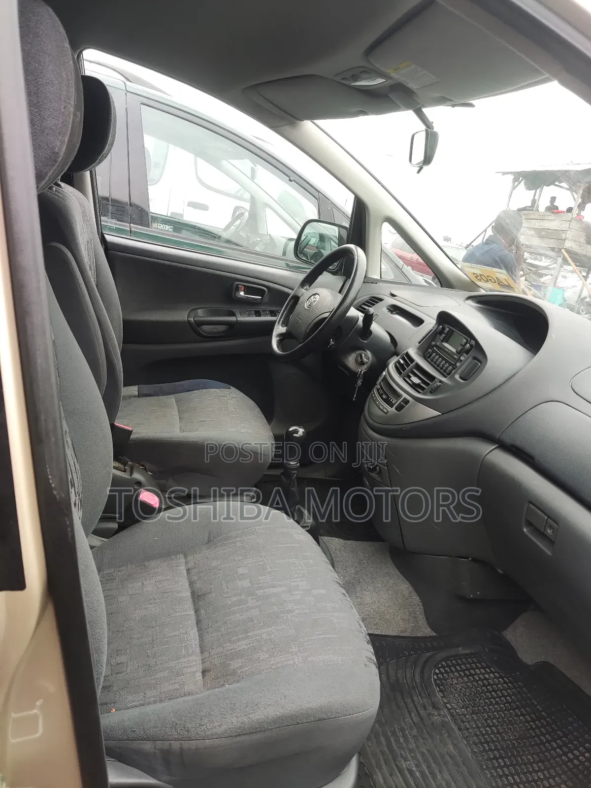 Toyota Previa 2005 Blue