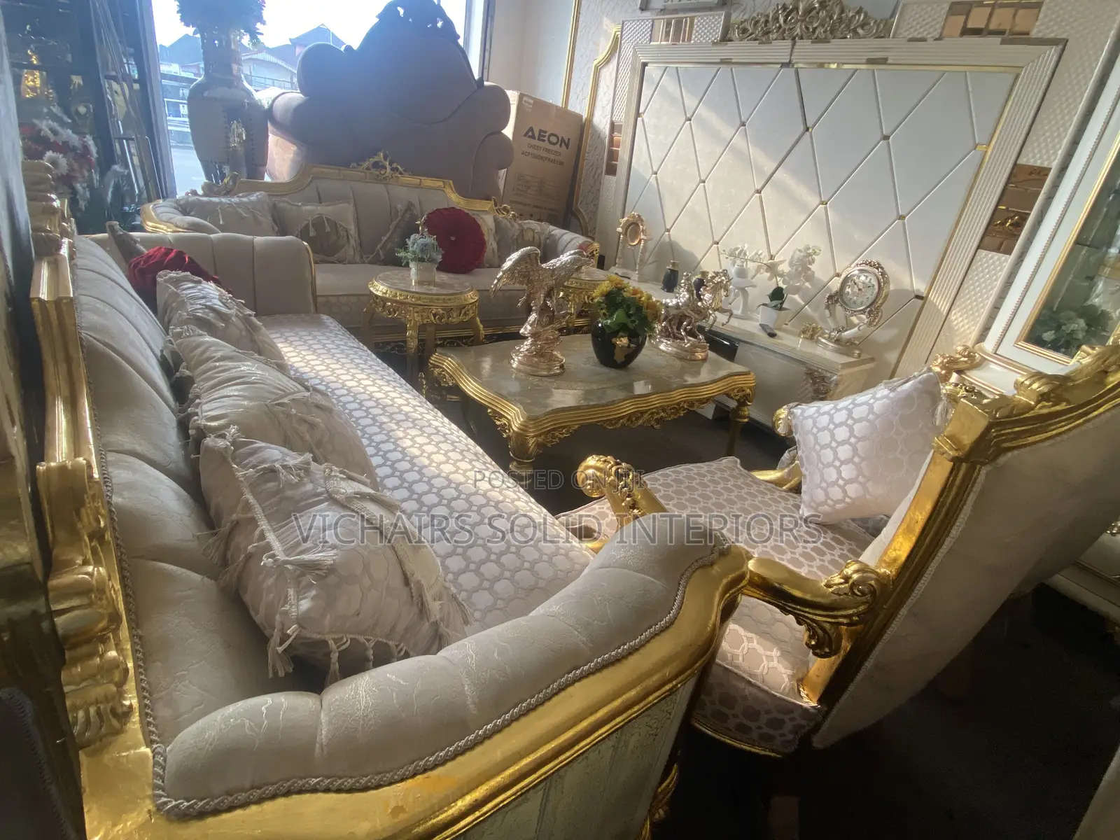 Luxury Royal Set Available