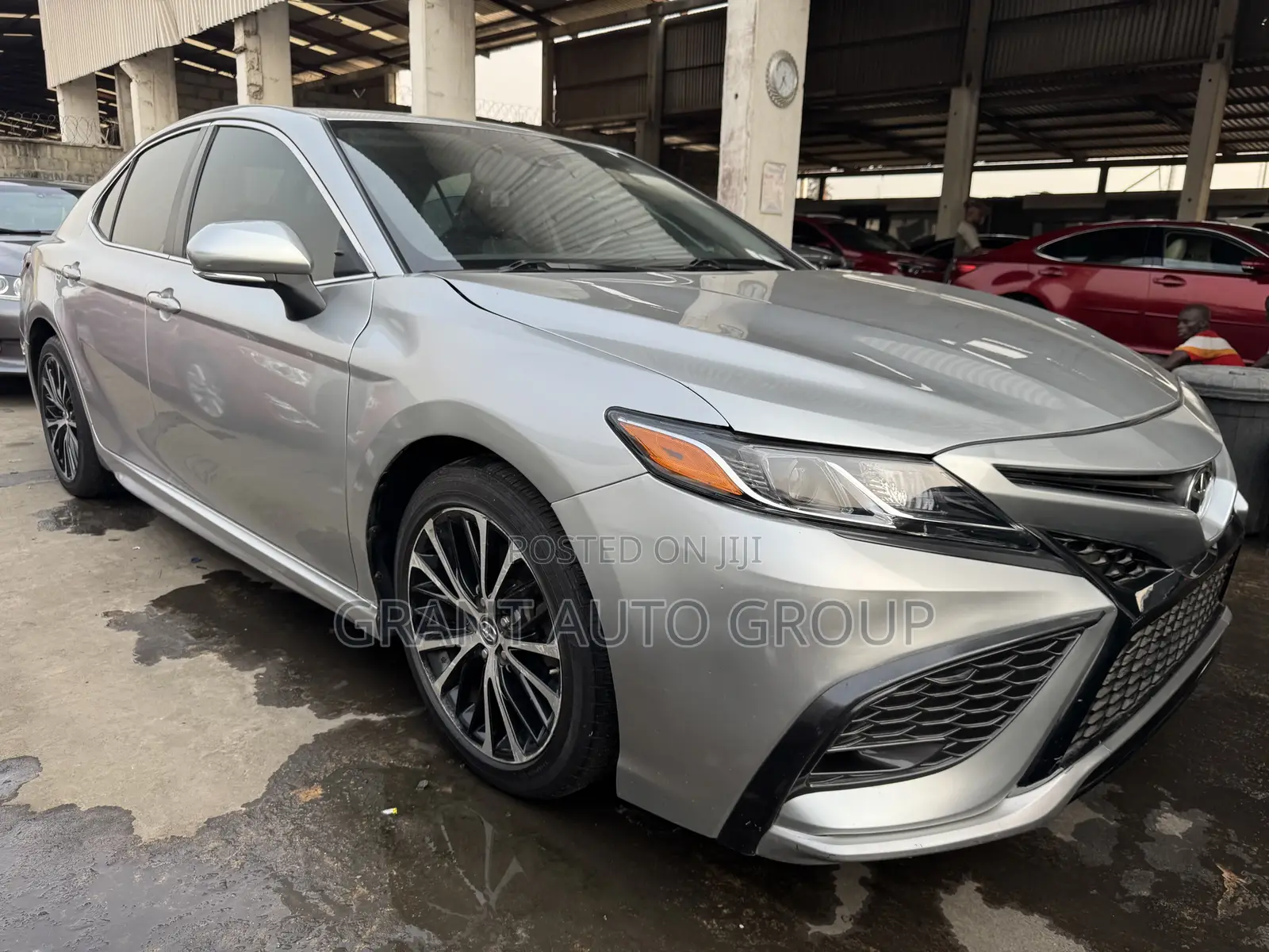 Toyota Camry 2018 Silver
