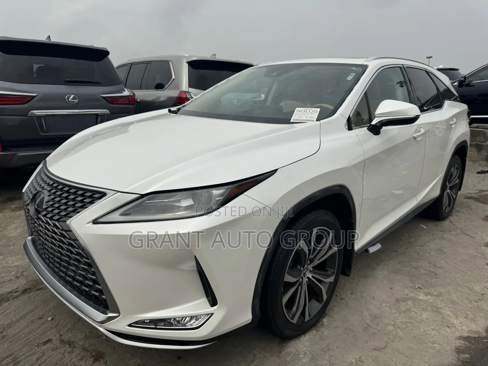 Lexus RX 350L 4WD 2021 White