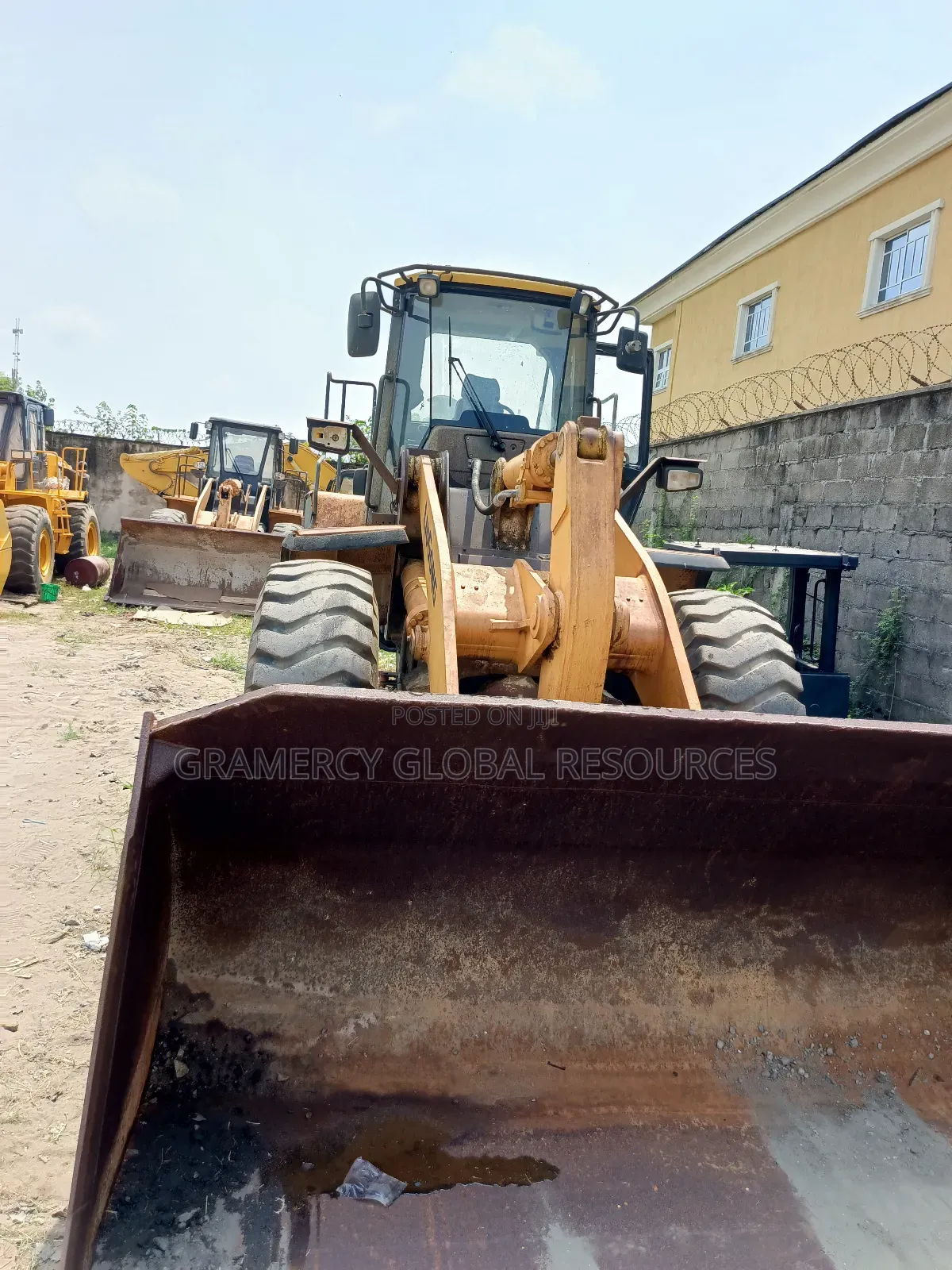 Foreign Used 5 Tons Payloader (Less Than 2000hrs Usage)