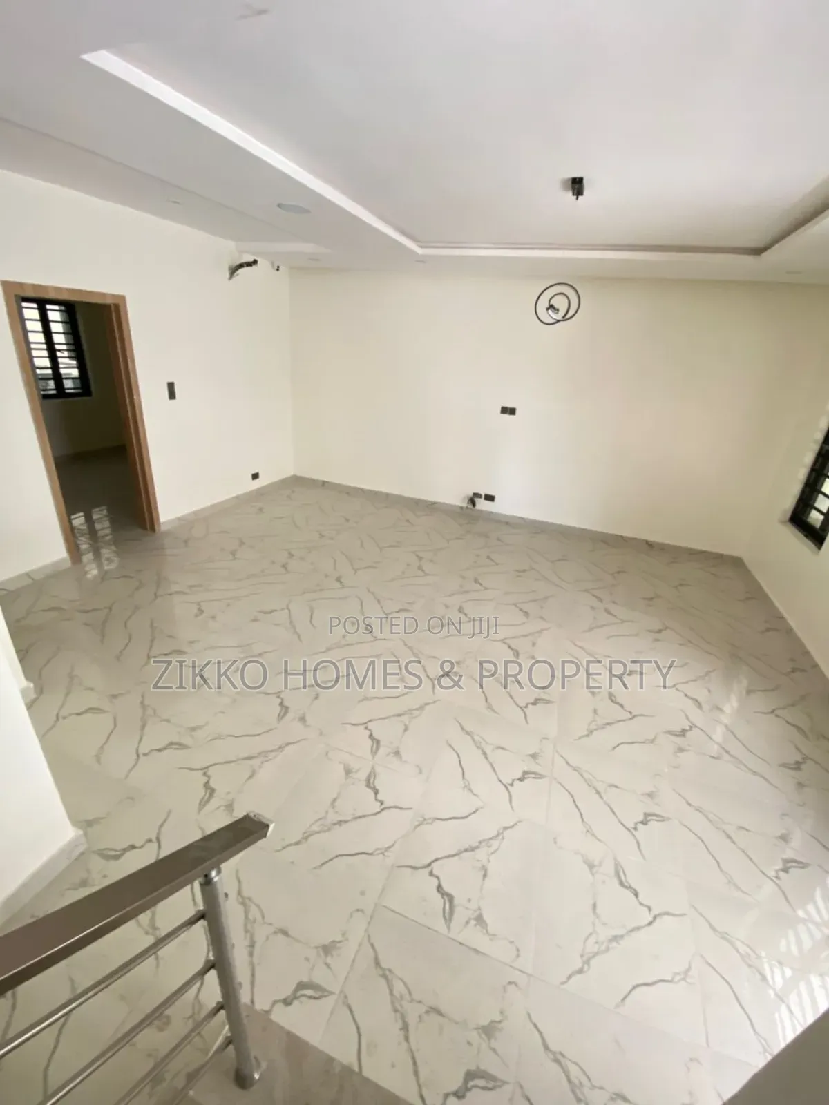 4bdrm Townhouse/Terrace in Citadel, Ado / Ajah for sale