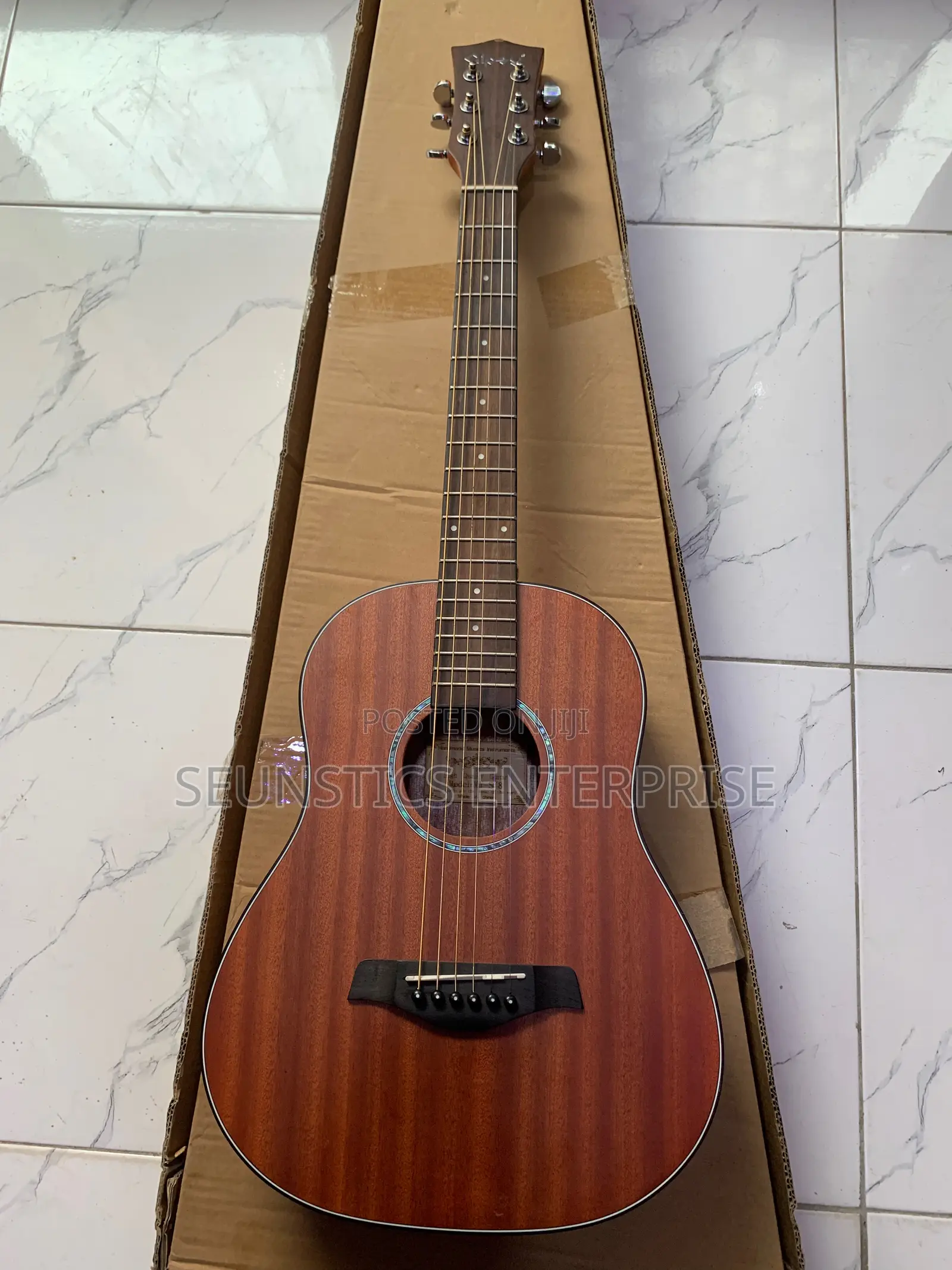 Quality Gipsy Pure Acoustic Guitar