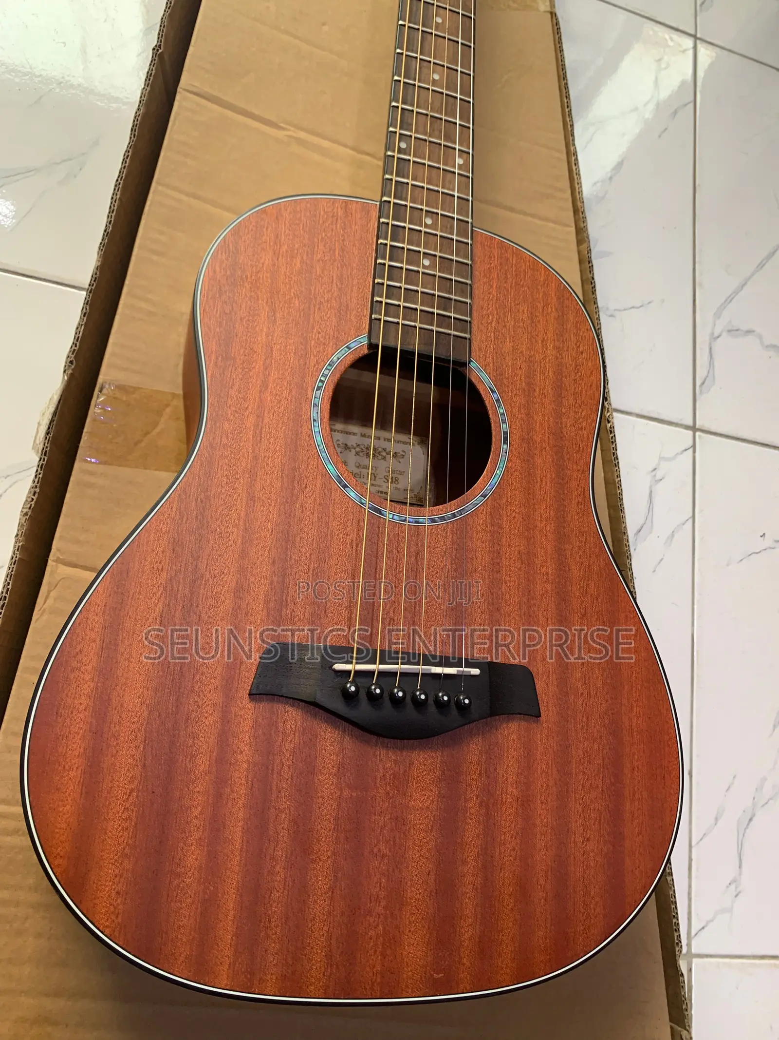 Quality Gipsy Pure Acoustic Guitar