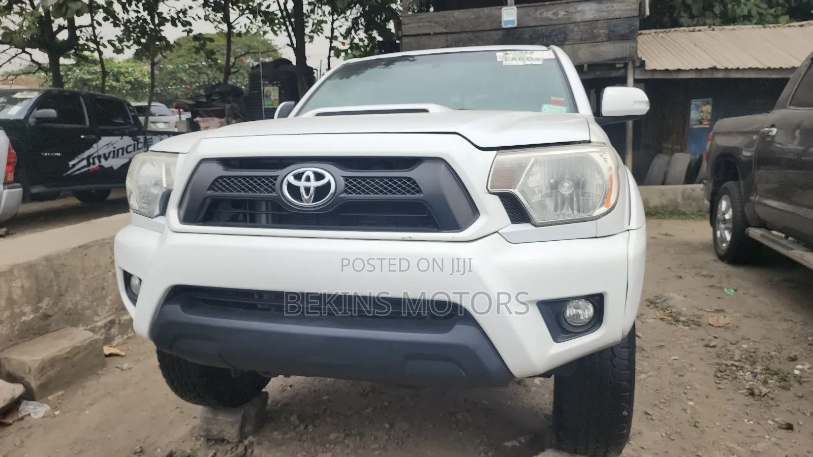Toyota Tacoma 2014 White