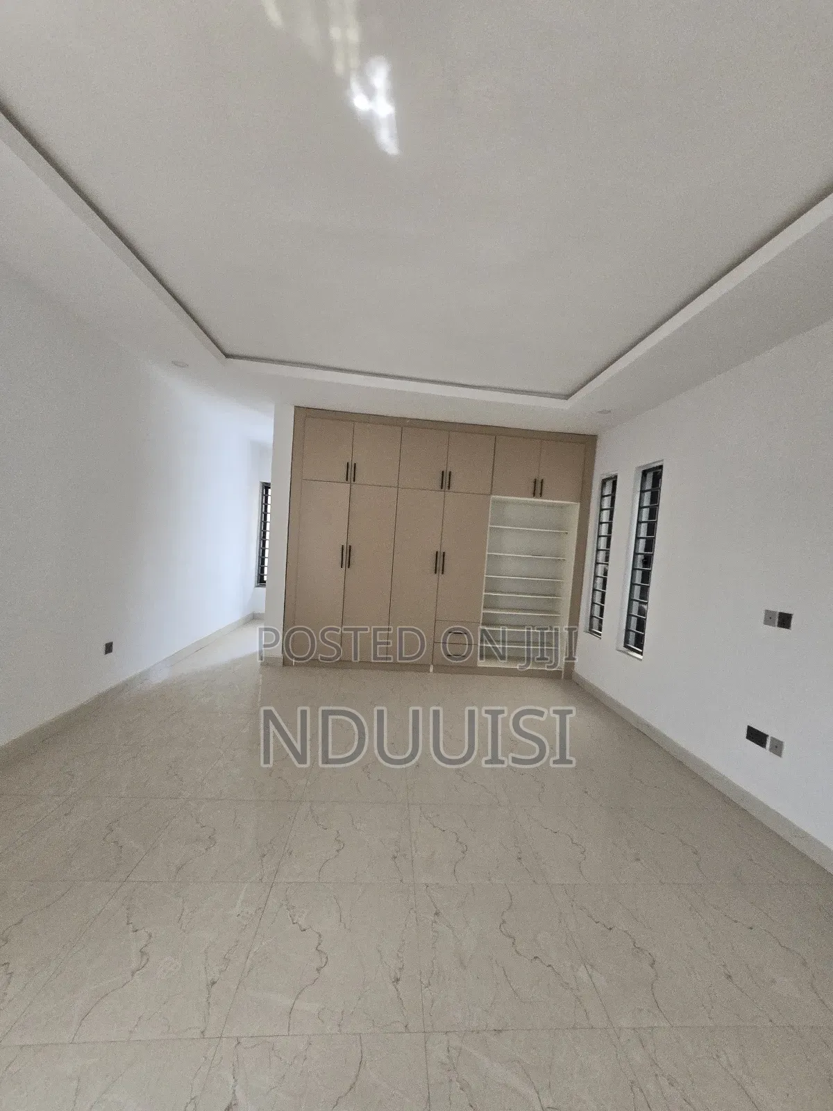 4bdrm Duplex in Life Camp for sale