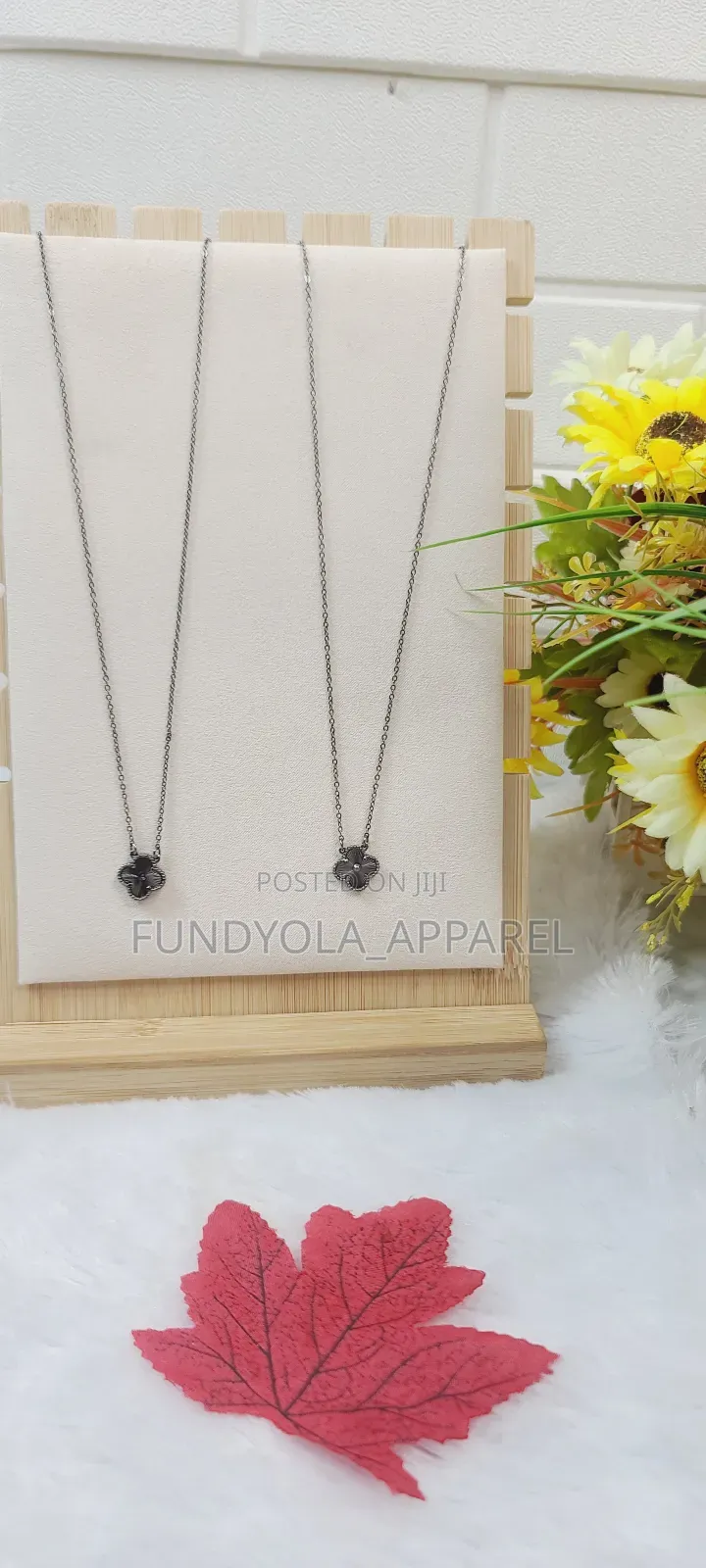 VCA Necklace