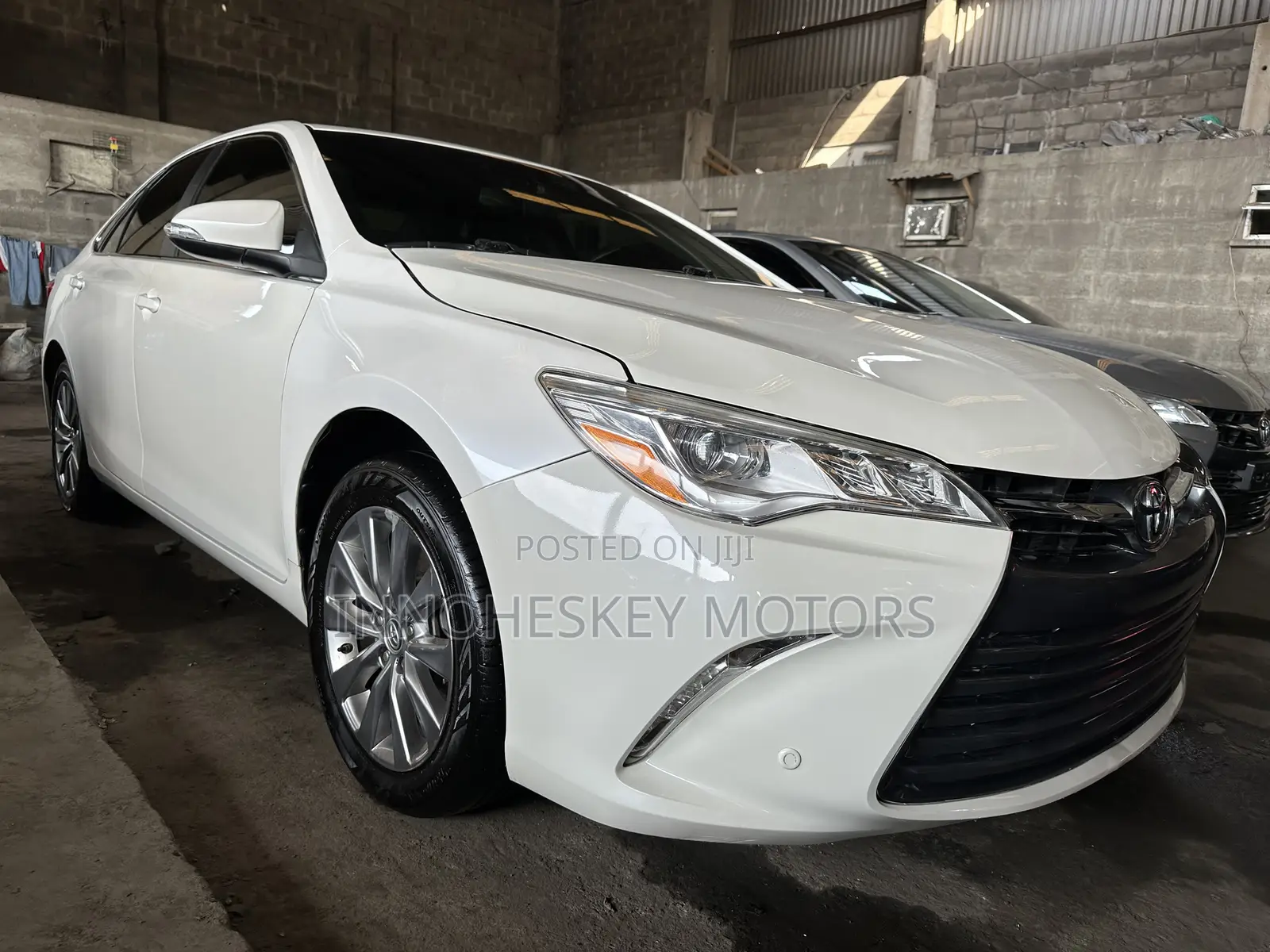 Toyota Camry 2017 White