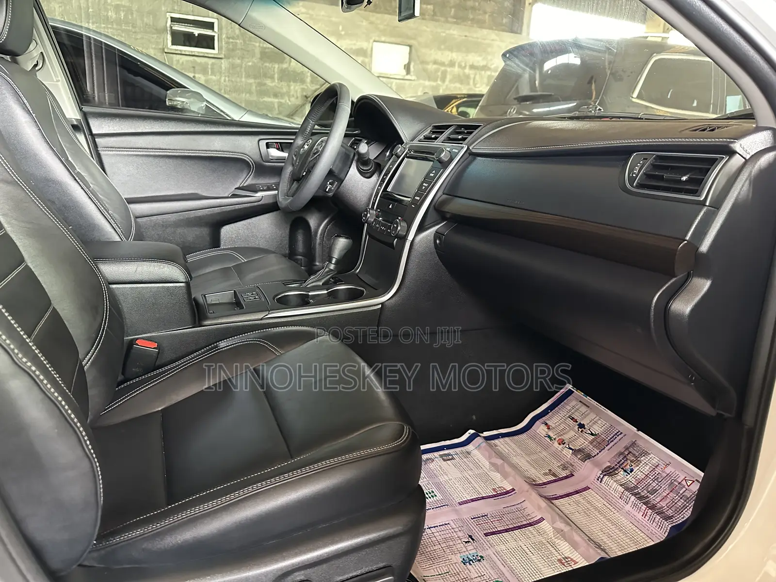 Toyota Camry 2017 White